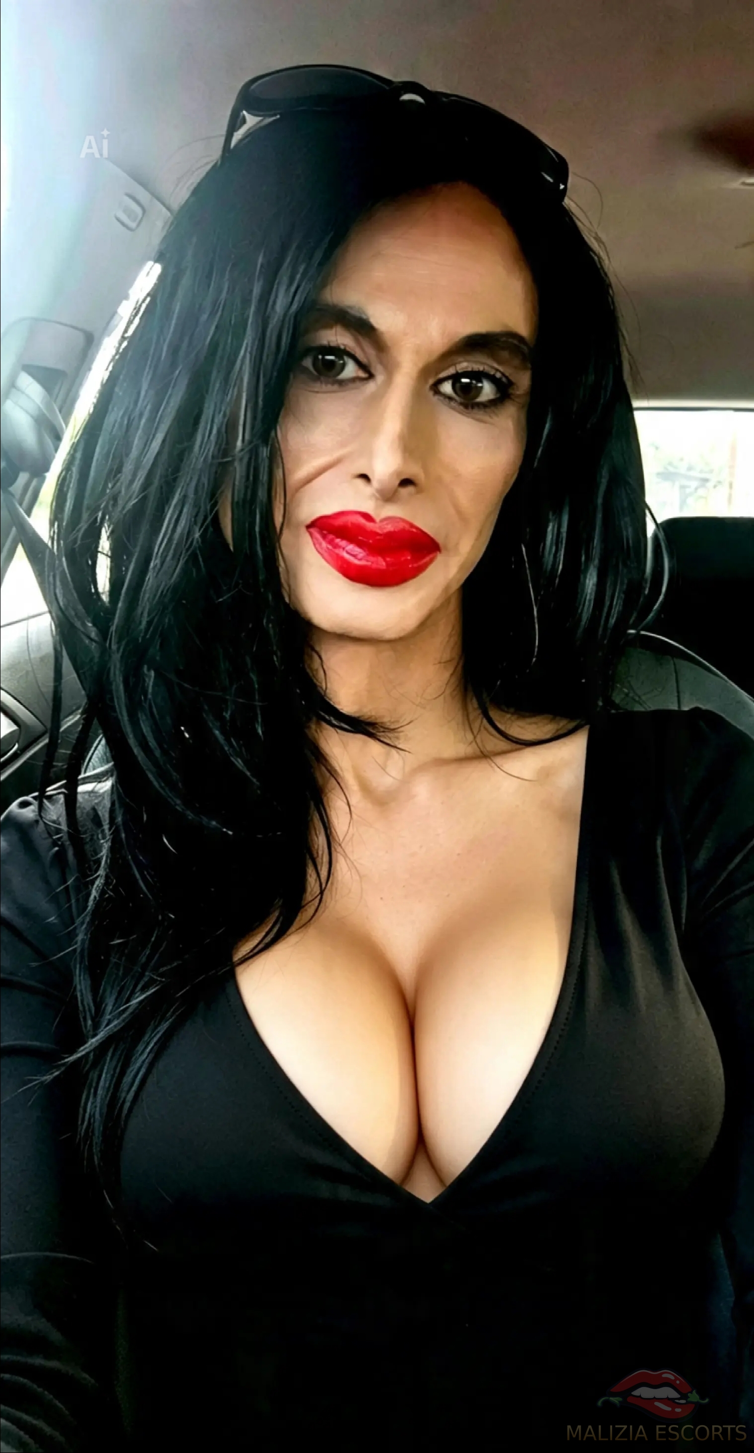 Cleo Noir